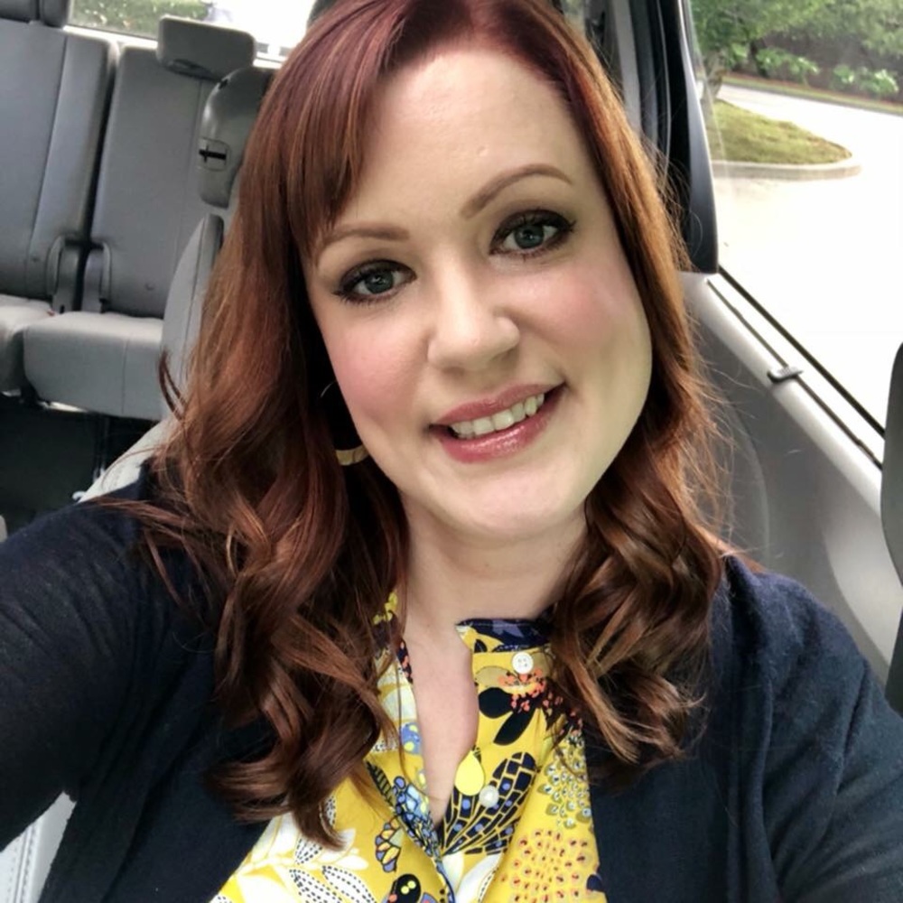 Meet your Posher, Elizabeth